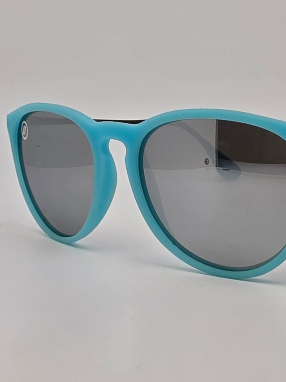 Blenders Avalon Breeze Icy Blue Frame Polarized Platinum Silver Lens Sunglasses